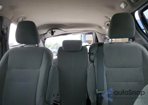 2018 Toyota Sienna Le z USA, uszkodzony, nr VIN 5TDKZ3DC8JS901748